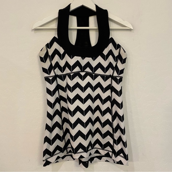 Lululemon Black and White Built in Bra Tank Size 8 - Picture 1 of 6